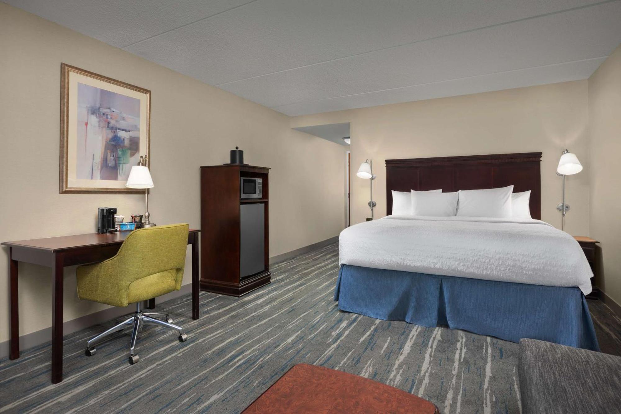 Hotel Hampton Syracuse Clay 3*