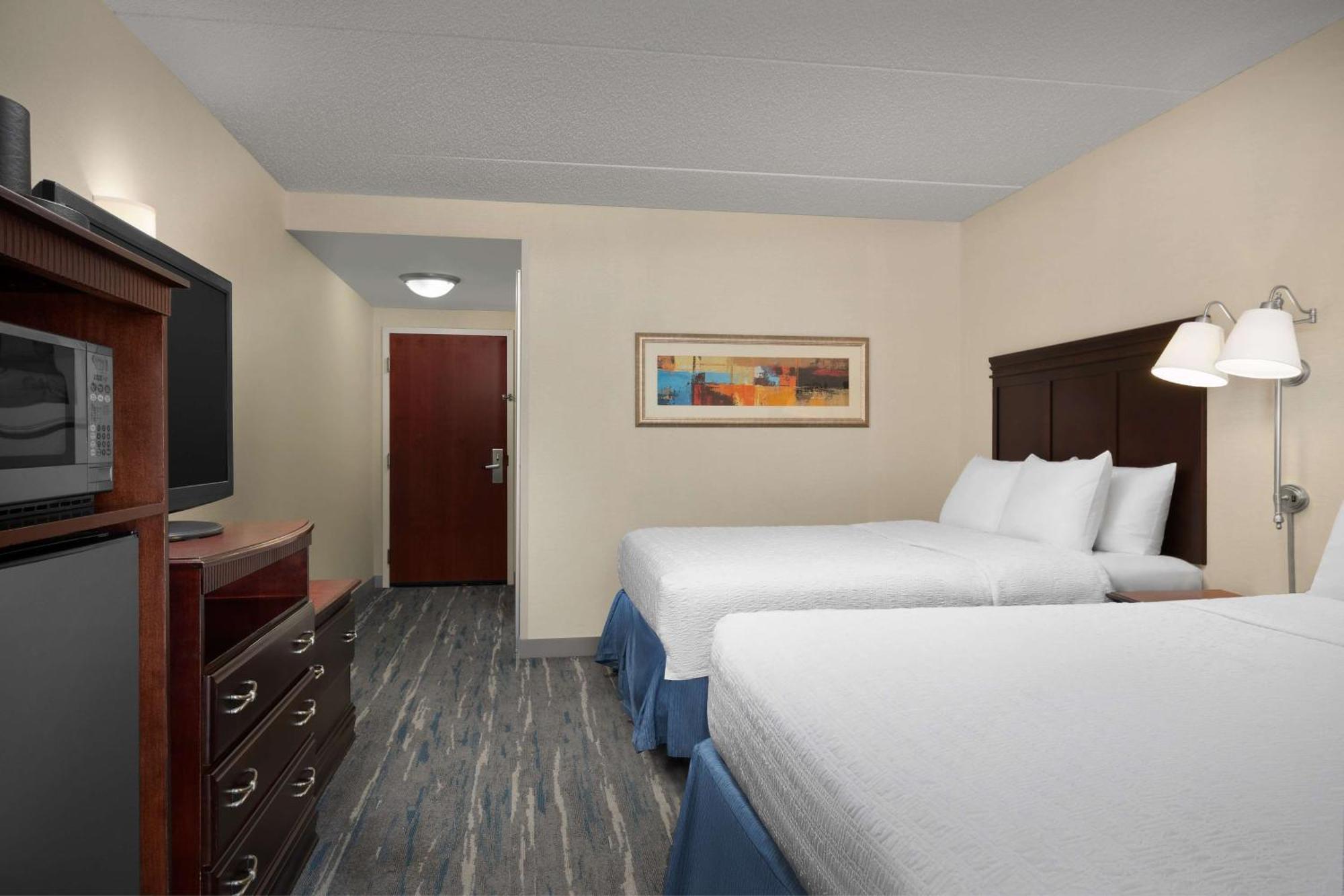Hotel Hampton Syracuse Clay 3*