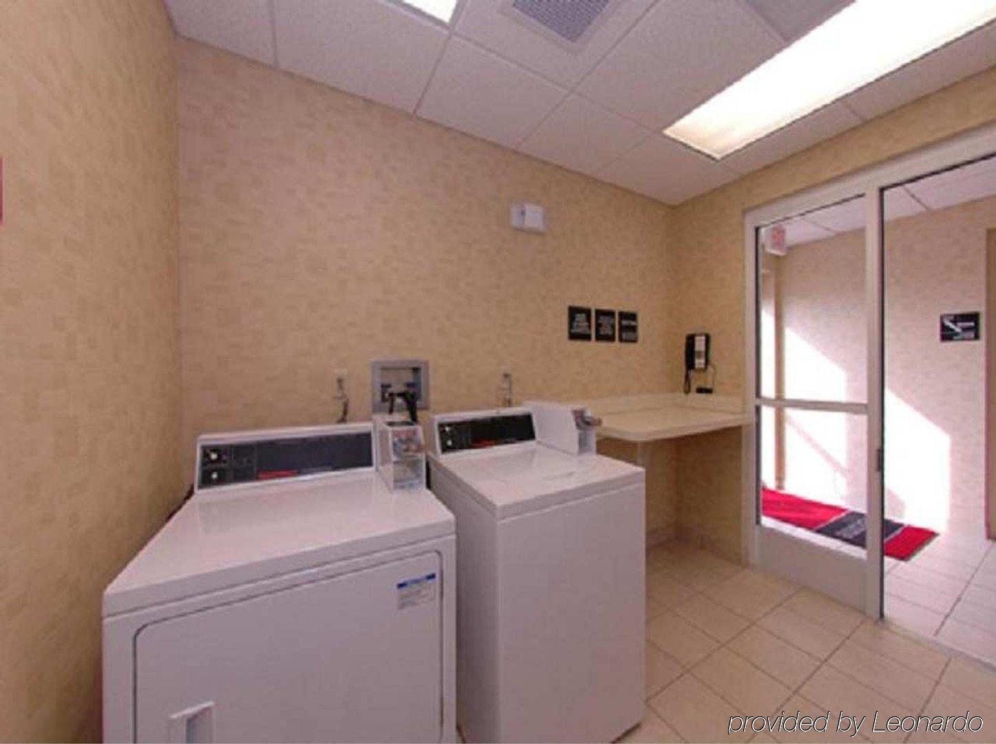 Hotel Hampton Syracuse Clay Liverpool