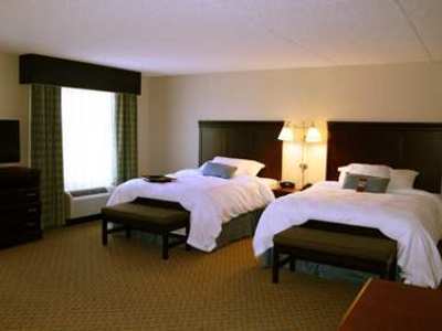 Hampton Syracuse Clay Hotel