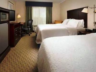 Hampton Syracuse Clay Hotel